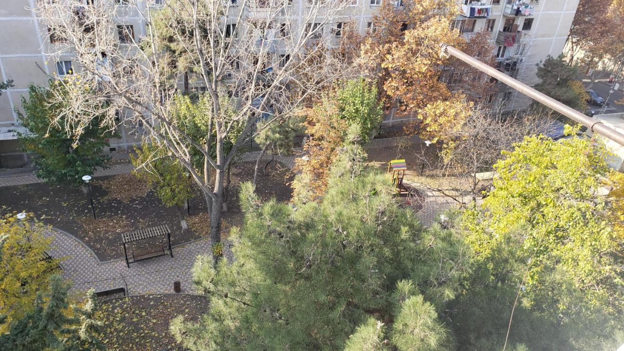 Lovely Apartment Tbilisi Exterior foto